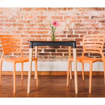 Cadeira Tramontina Sofia Laranja sem Braços com Encosto Vazado Horizontal 92237090