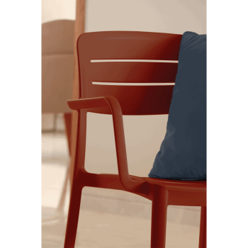 Kit 4 Cadeira Tramontina Amélia Em Polipropileno Cor Terracota Com Braços 92099242