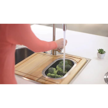 Cesto Coador Tramontina em Aço Inox para Cuba e Tábua Auxiliar 94532006