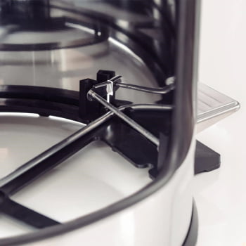 Lixeira com Pedal Tramontina Brasil em Inox Polido e Balde Interno Removível 12 L 94538112