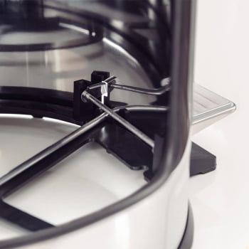 Lixeira com Pedal Tramontina Brasil em Inox Polido e Balde Interno Removível 30 L 94538130