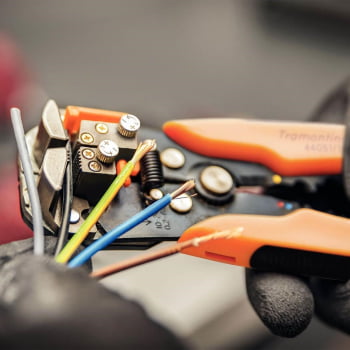 Alicate Desencapador de Fios Automático 8 Tramontina PRO 44051108