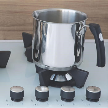 Fervedor Tramontina Solar Silicone em Aço Inox Fundo Triplo com Cabo de Silicone 14 cm 2,0 L 62492140