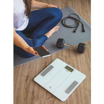 Balança Digital Smart Tramontina Adatto Corporal Vidro p/ Banheiro Capacidade Máxima 180Kg 61101230