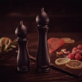 Moedor de Pimenta e Sal Tramontina Churrasco Black em Cerâmica Recipiente de Madeira 8" 26456008