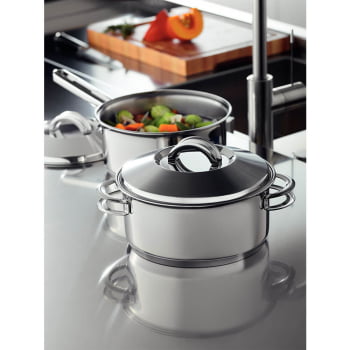 Caçarola Tramontina Solar Funda 20 cm 3,6 L em Aço Inox Fundo Triplo com Tampa e Alças 62504200