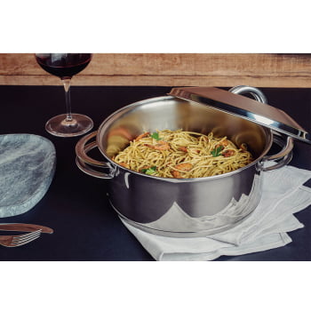 Caçarola Tramontina Solar Rasa 24 cm 4,7 L em Aço Inox Fundo Triplo com Tampa e Alças 62503240