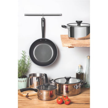 Jogo de Panelas Tramontina Solar Silicone em Aço Inox com Fundo Triplo 5 Peças 65120040