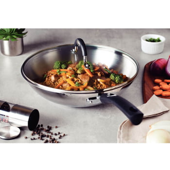 Panela Wok Tramontina Solar Silicone Aço Inox com Fundo Triplo e Tampa de Vidro 28 cm 3,3 L 62138280