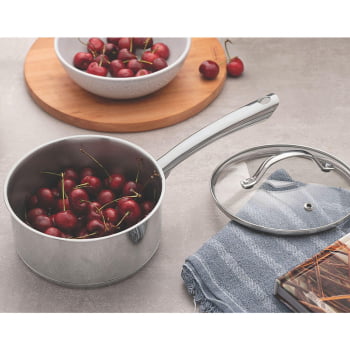 Panela Tramontina Una em Aço Inox com Fundo Triplo e Tampa de Vidro 16 cm 1,4 L 62281160