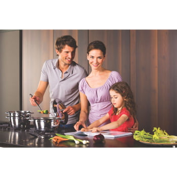 Caçarola Funda Tramontina Allegra em Aço Inox com Fundo Triplo 22 cm 4,2 L 62654220