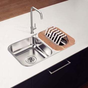 Escorredor de Pratos Tramontina Aço Inox c/ Acab. Scotch Brite 24x17cm p/ Tábuas de Madeira 94532034