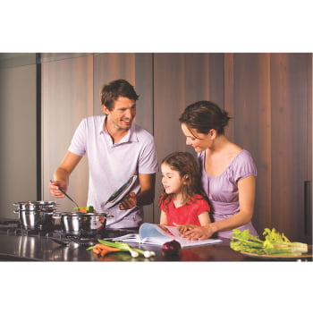 Caçarola Rasa Tramontina Allegra em Aço Inox com Fundo Triplo 22 cm 3,3 L 62653221