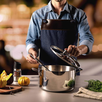 Caçarola Tramontina Grano Funda em Aço Inox Corpo Triplo com Tampa e Alças 24 cm 5,8 L 62144240