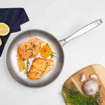 Frigideira Tramontina Grano em Aço Inox com Corpo Triplo e Cabo 30 cm 3,4 L 62155300