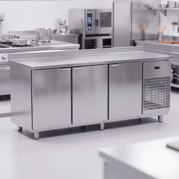 Balcão de Serviço Refrigerado Refrimate 200 cm 3 Portas Em Inox 220V BSR2000