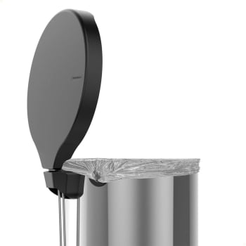Lixeira Inox com Pedal New Tramontina com Acabamento Polido 30 L 94538730