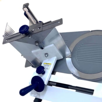 Cortador Fatiador de Frios Semi-automático Gural JXT-30 Bivolt Faca 30cm Base em Pintiura Eletrostatica