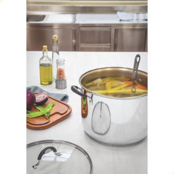 Caldeirão Tramontina Astro Silicone em Aço Inox Fundo Triplo com Tampa de Vidro 30CM 15,2 L 62125300