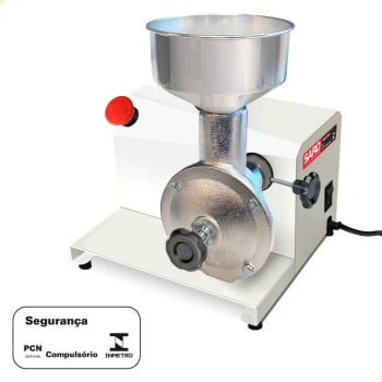 Moedor Elétrico de Grãos Saro Bivolt 50/60 HZ Bivolt MEG 