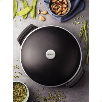 Frigideira Tramontina Lyon Em Alumínio Revestimento Starflon Preto Com Tampa 32 cm 4,3L 20951032