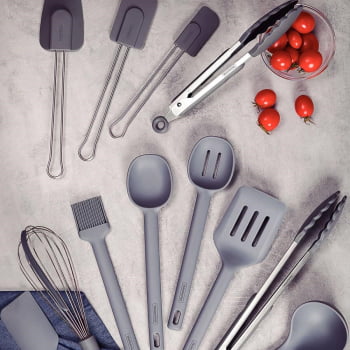 Pegador Multiuso Tramontina Moldê Em Silicone Cinza E Aço Inox 29cm 25817160