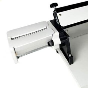 Cilindro Laminador Elétrico Malta 28 Cm Com Cortador de Talharim Vermelho 127V 3117002
